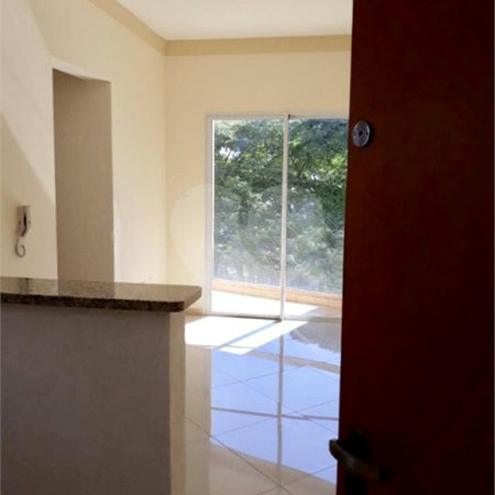 Apartamento no Condomínio Estilo Clube .