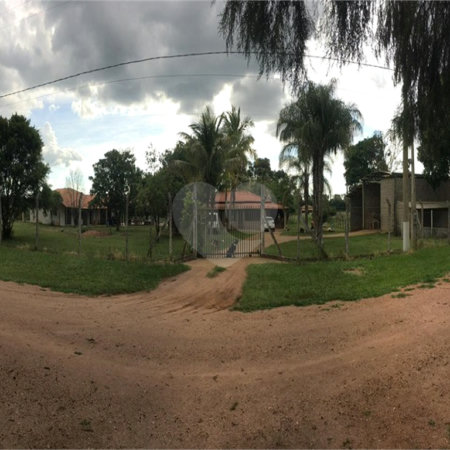 Chácara no Condomínio Itaipu
