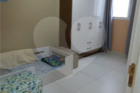 APARTAMENTO A VENDA 2 DORM SENDO 1 SUITE - VAGA DE GARAGEM COBERTA