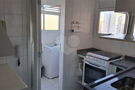 Apartamento na Vila Mascote | 1 dormitório | 1 vaga | Varanda