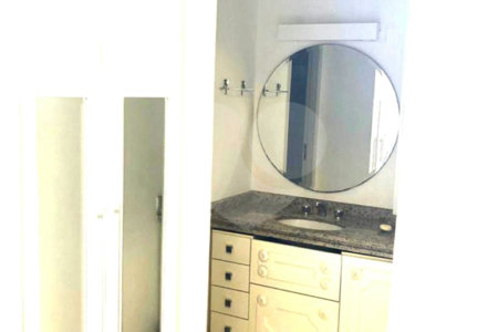 DUPLEX REFORMADO, 02 DORMITORIOS, 01 VAGA C/ ARMARIOS, VARANDA AMPLA, LAZER DE CLUBE!!!
