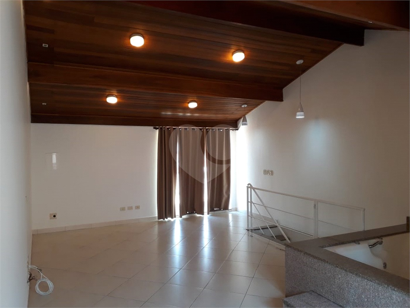 Sobrado à Venda com 100m²- Bosque da Saúde