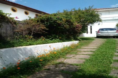 Excelente sobrado com 6 vagas de garagem e piscina próximo ao Metrô Vila Sônia - Jardim Peri Peri
