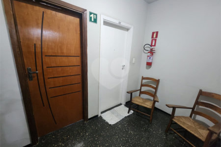 Apartamento no Edifício São Carlos