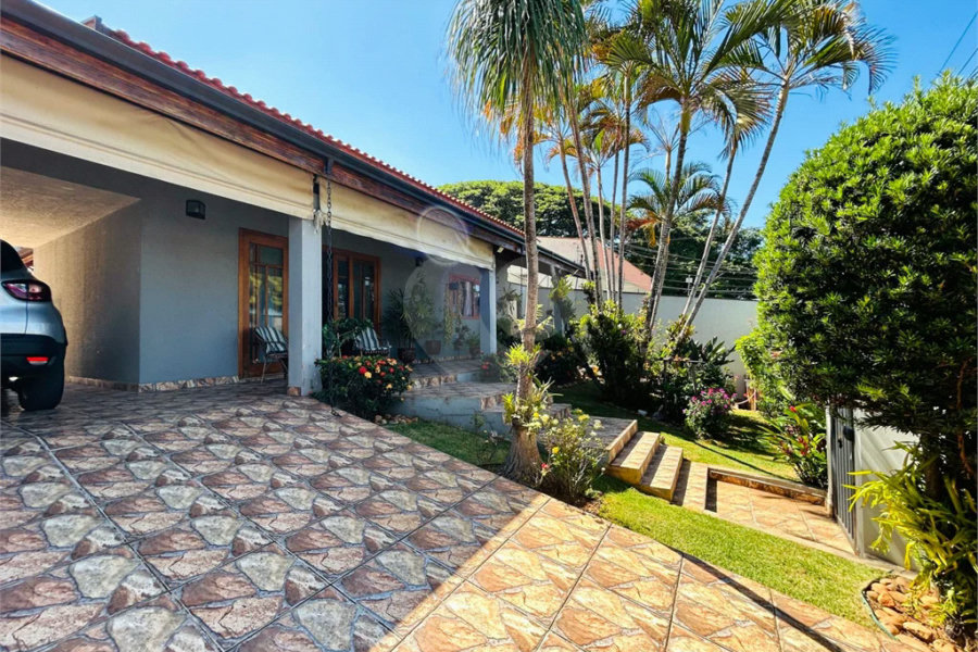 Casa a venda com 3 quartos no bairro Nova Piracicaba, em Piracicaba SP.