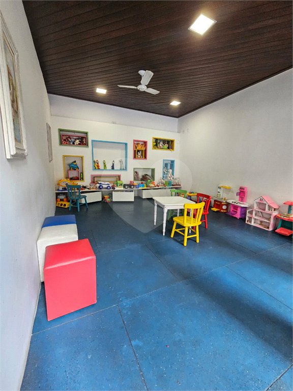 Apartamento, 3 dormitórios, 1 suíte e 2 vagas Vila Mariana