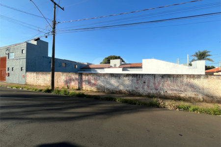 Terreno na Vila Nery