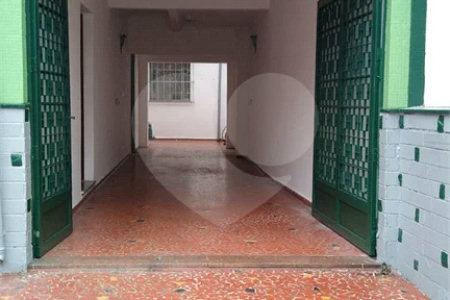 Sobrado a Venda na Mooca, com 248 m²