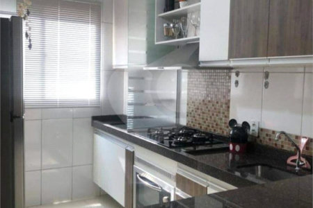 Apartamento no Condomínio Spazio Monte Royal .