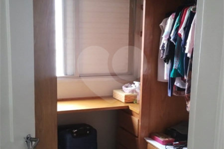 Apartamento com 67m², 3 quartos, garagem, à venda no Jardim Marajoara.