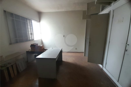 Prédio Comercial na Av. São Carlos - Excelente Oportunidade no Centro da Cidade