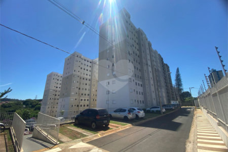 Apartamento á venda no Parque dos Manacás - São Carlos/SP
