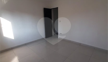 Sobrado à venda com 3 quartos em Vila Nair, São Paulo, SP