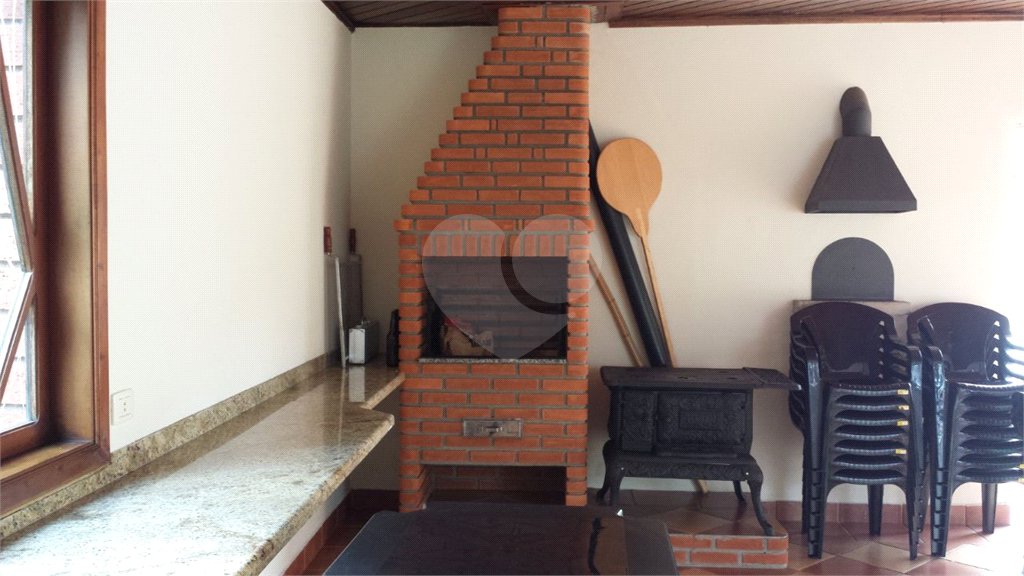 Casa com 3 dorm, 2 suítes, área gourmet, 4 vagas na Mooca