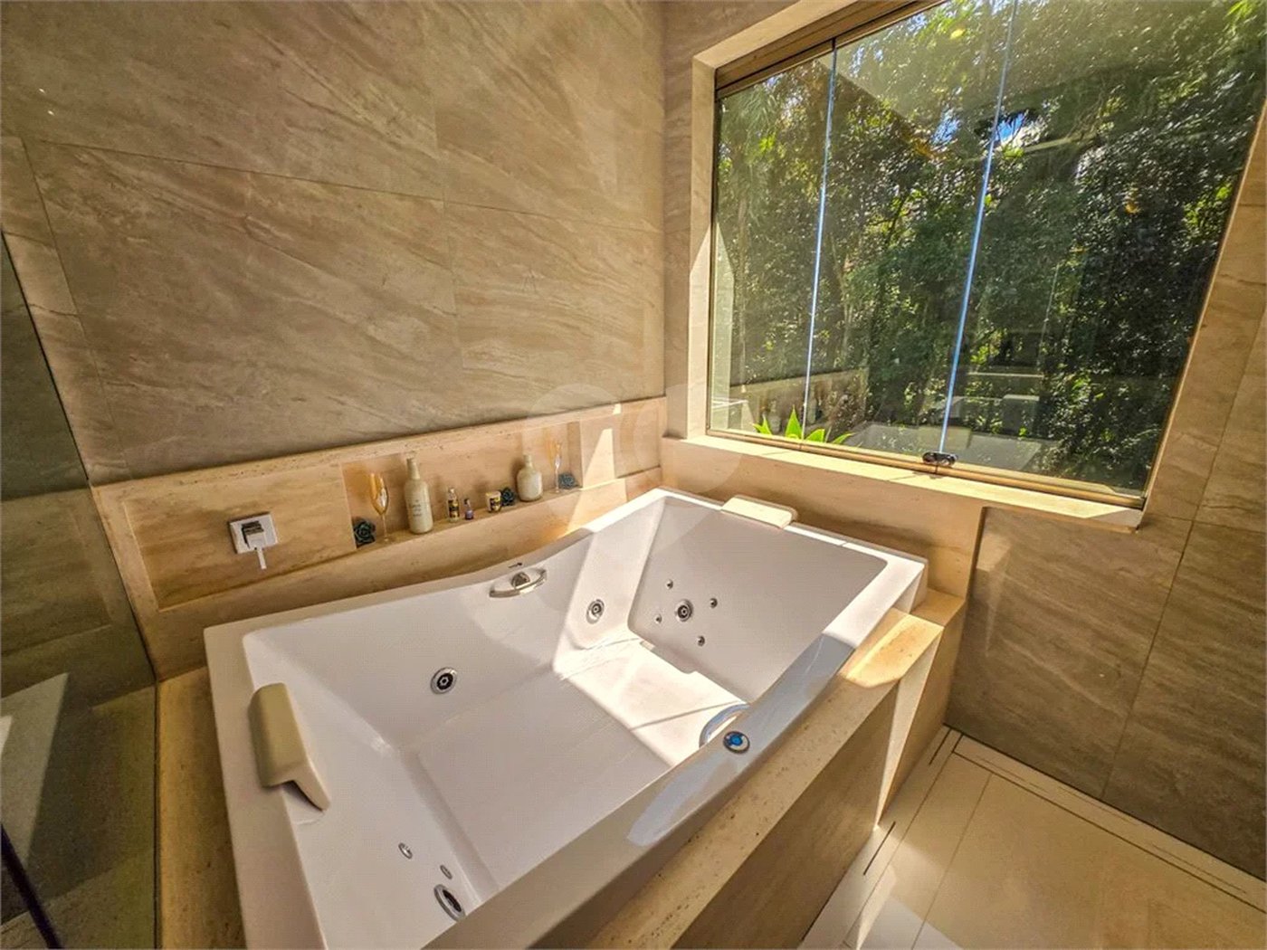 Casa à venda com 7 suítes em Riviera de São Lourenço, Bertioga, SP