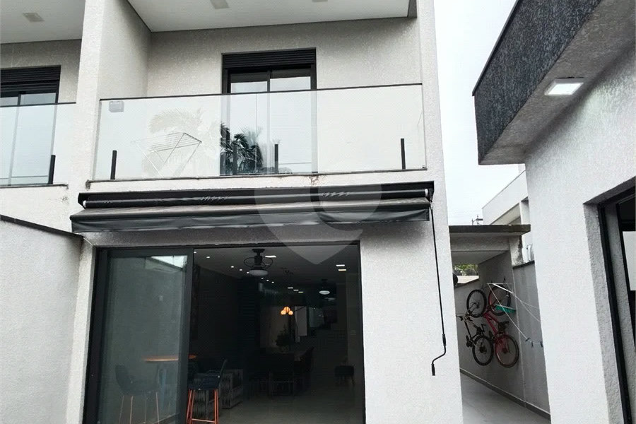 Casa à venda com 4 suítes em São Lourenço, Bertioga, SP