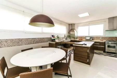 Apartamento à venda 281m² mobiliado, 4 suítes, 4 vagas no Morumbi