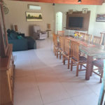 Casa Ampla com 5 Dormitórios, Piscina e Lazer Completo em Terreno de 1.260 m²