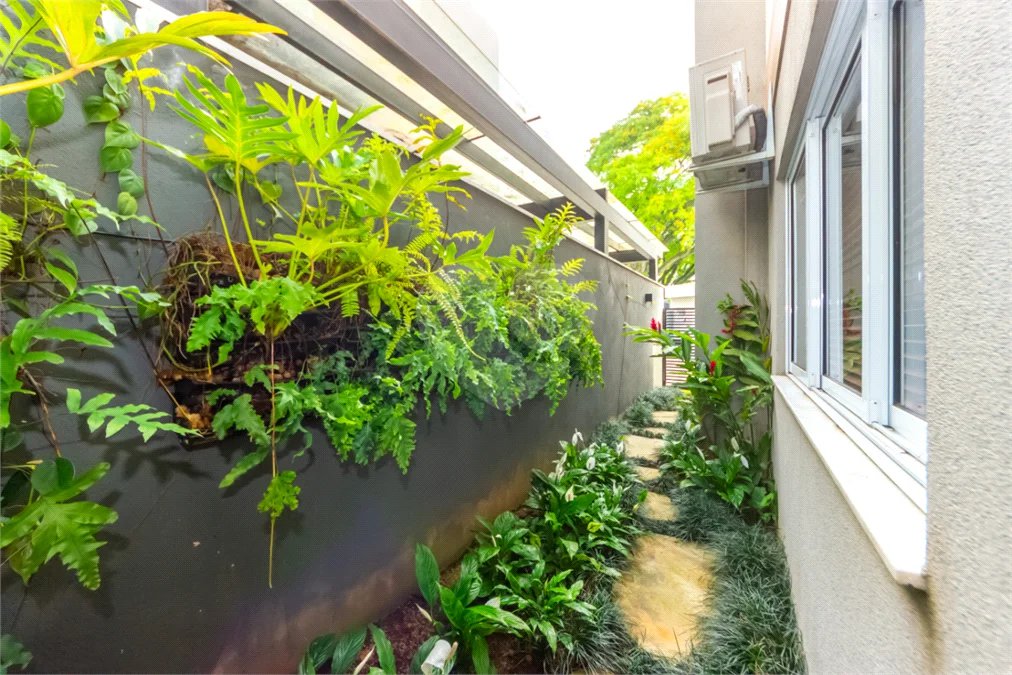 Casa em Condomínio 3 suítes 2 vagas a venda | Jardim Prudência - São Paulo