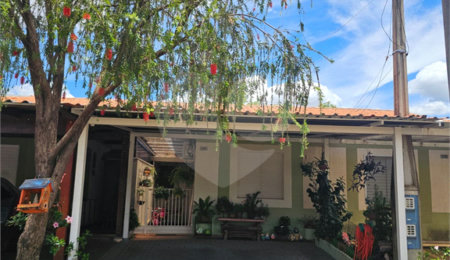Casa à venda com 2 suítes no condomínio Moradas II, São Carlos - SP