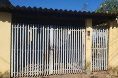 Casa térrea no Jacobucci .