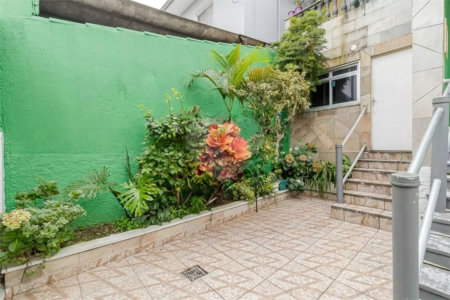 Casa à venda com 121m² 3 quartos e 2 vagas