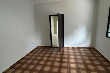Casa para alugar com 3 quartos, sendo 1 suíte,  em Santos Dumont, Três Lagoas, MS