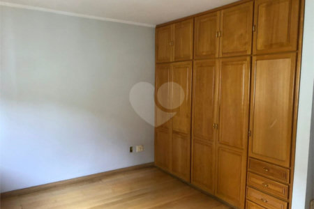 Casa para venda no Condomínio Parque Faber 1