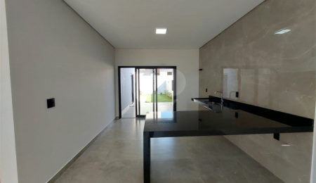 Casa à venda com 3 quartos, sendo 1 suíte,  no condomínio Residencial Villeneuve, São Carlos - SP