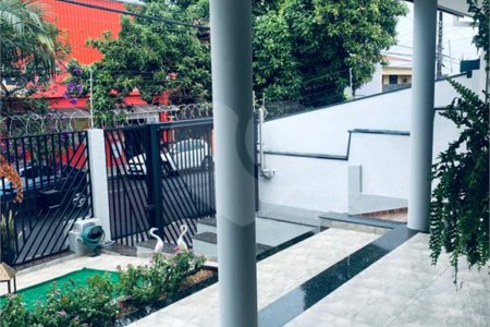 CASA TERREA NO CENTRO