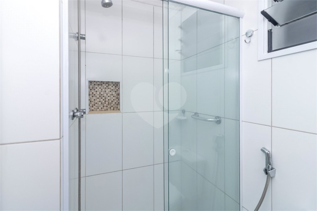 **Apartamento na Saúde 61m² | 2 dormitórios | 1 suíte | 2 vagas | depósito privativo**