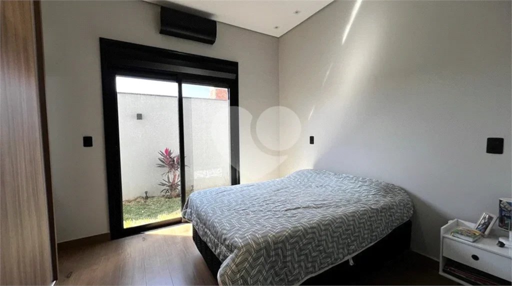 Casa térrea com 3 amplas suítes, á venda no Condomínio Morada do Engenho em Piracicaba/SP.