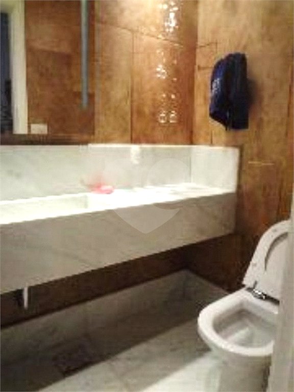 Magnífica Casa na Saúde c/470m2 - 4 Suites/6 Vagas de garagem/ Muito Requinte!