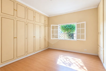 Casa Térrea à venda com 3 quartos, sendo 2 suítes,  em Brooklin Velho, São Paulo, SP