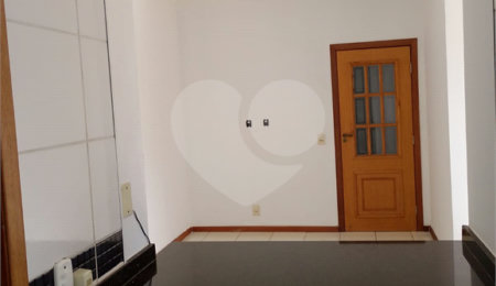 Apartamento à venda com 2 quartos em Vila Faria, São Carlos, SP