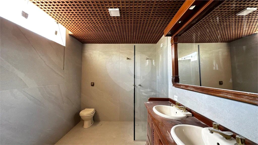 Casa Comercial disponível para venda e locação no Bairro Cidade Jardim em Piracicaba - SP.