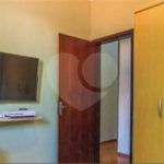 Sobrado com 74m² , 3 dormitórios , 2 vagas , à venda no bairro Campestre , Santo André.
