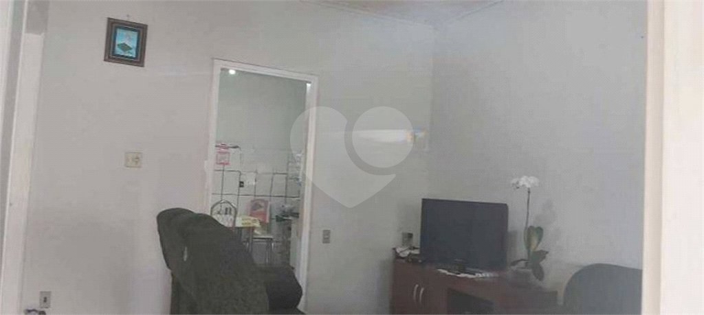 Casa térrea para venda na Vila Faria.