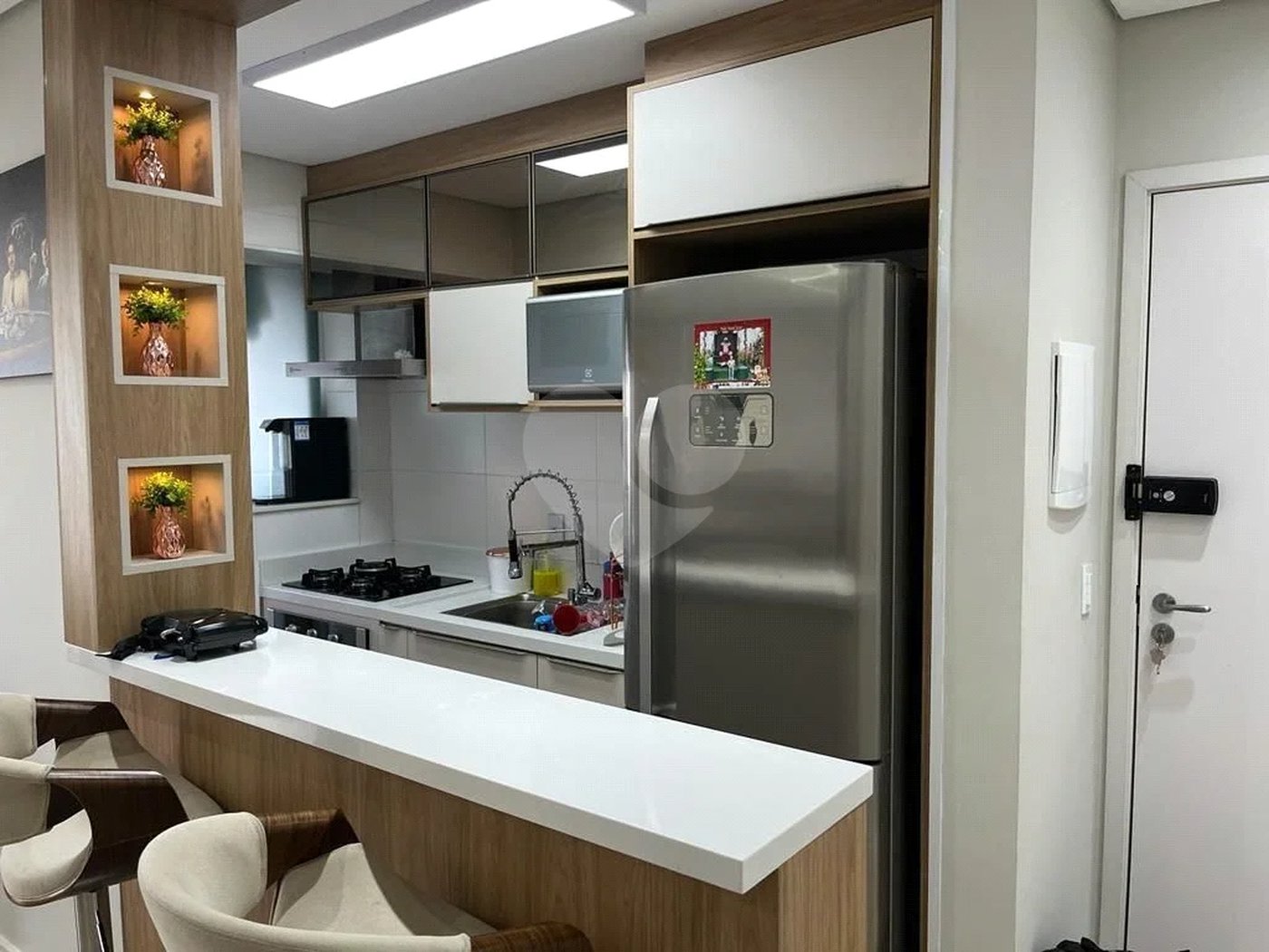Apartamento com 2 dormitórios , sendo 1 suíte , 2 vagas , à venda no bairro Jardim , em Santo André.