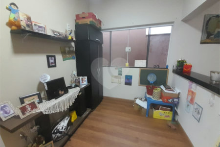 Casa Térrea à Venda no Condomínio Quebec – São Carlos/SP