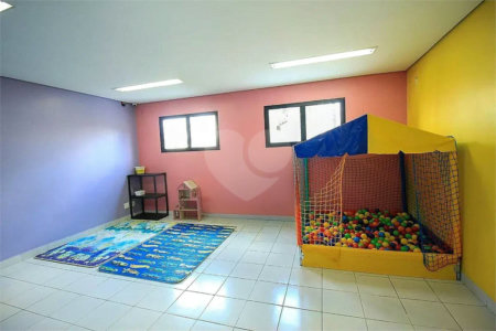 Apartamento com 55 m² à venda na Vila Bertioga.