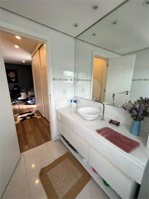 Apartamento à venda com 4 suítes em Jardim Marajoara, São Paulo, SP