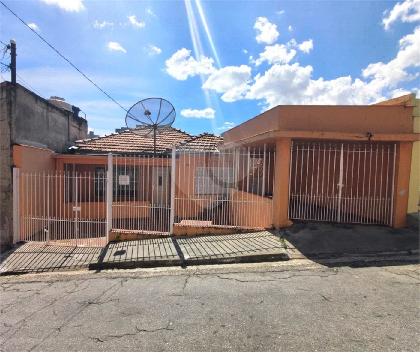 Excelente oportunidade de casa térrea com preço de ocasião
