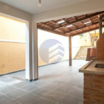 Sobrado à venda 240m² com 4 quartos, sendo 1 suíte, em Jardim Peri Peri a 650 metros do Metrô Vila Sônia