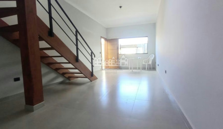 Casa à venda com 3 suítes em Alvinópolis, Atibaia, SP