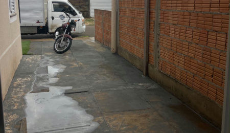 Casa à venda com 2 quartos no condomínio Eco Ville 3, Três Lagoas - MS