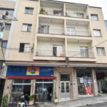 Apartamento á venda de 108m2 no Cond. Edifício Silvia a 350 metros da estação do metro Ana Rosa (linha azul e verde).