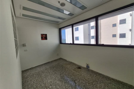 Oportunidade - Sala comercial no Condomínio Morumbi Medical Center com 52m² 2 vagas