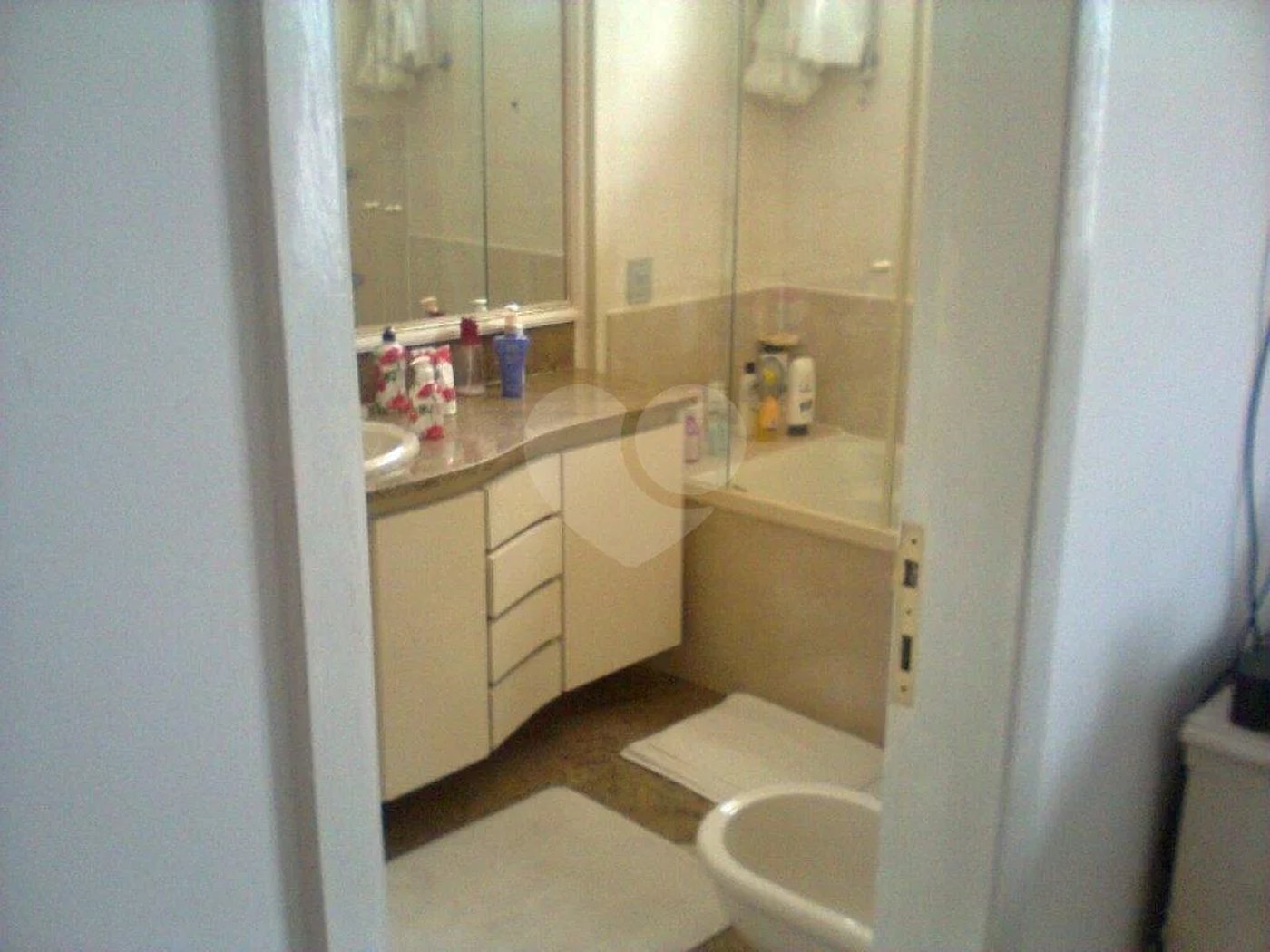 CASA TÉRREA EXCELENTE A VENDA NO TREMEMBÉ - 3 SUÍTES, PISCINA AREA GOURMET E 4 VAGAS DE GARAGEM