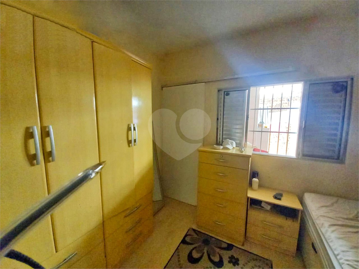 Casa terrea com 6 quartos, 2 vagas na Vila Brasilina